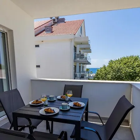 Apartment Carpe Diem Rogoznica Zecevo